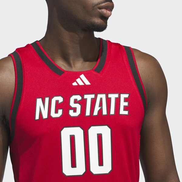 Red Sideline 2025 Replica Basketbal